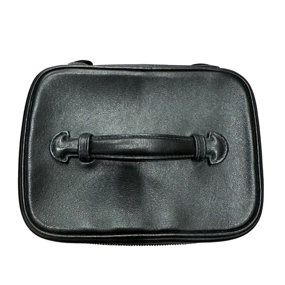 CHANEL Black Calfskin Duo-tone Vanity Bag - Picture 7 of 9